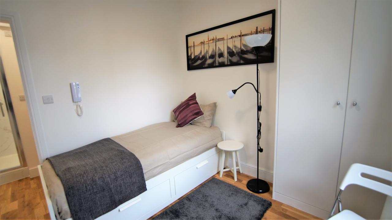 Ifield Road Apartments By Mayfair Stay Londra Esterno foto