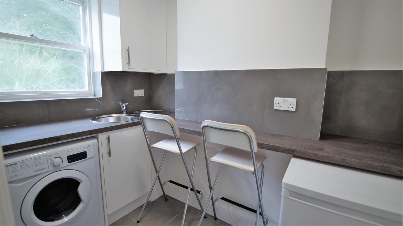 Ifield Road Apartments By Mayfair Stay Londra Esterno foto