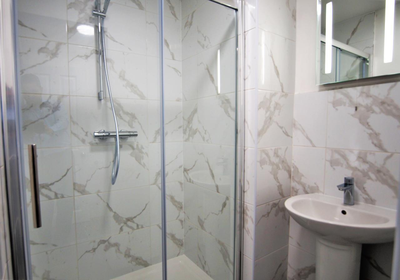Ifield Road Apartments By Mayfair Stay Londra Esterno foto