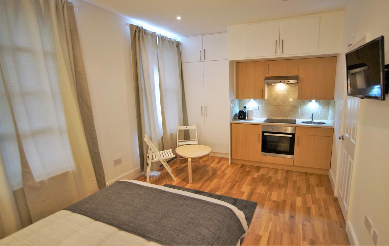Ifield Road Apartments By Mayfair Stay Londra Esterno foto