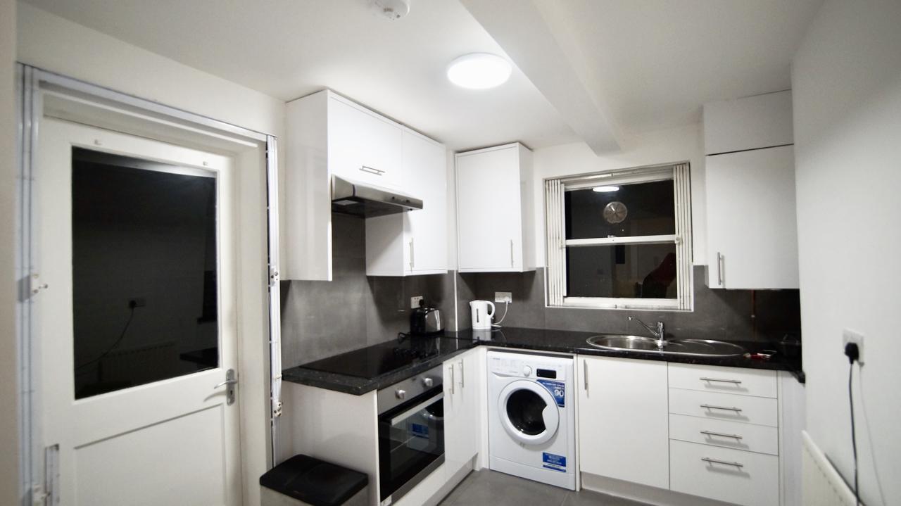 Ifield Road Apartments By Mayfair Stay Londra Esterno foto