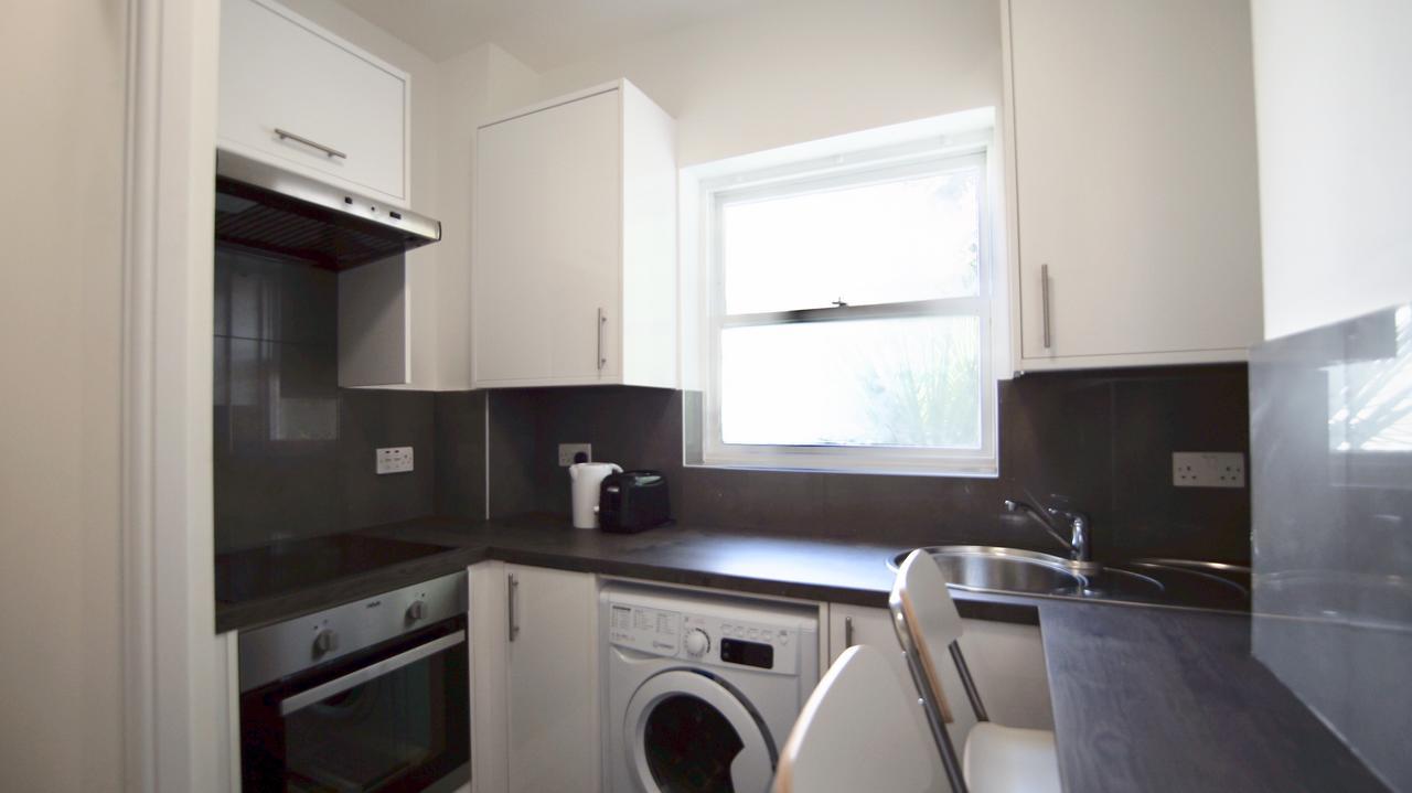 Ifield Road Apartments By Mayfair Stay Londra Esterno foto